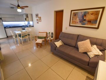 VENTA Dúplex 2 dormitorios en complejo. Pichincha