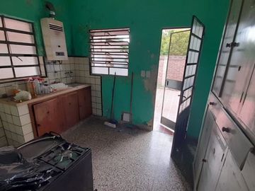 VENTA CASA UNICA DE PASILLO- TIRO SUIZO