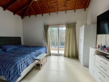 Casa 4 amb en alquiler en Pilar c/jardín y cochera