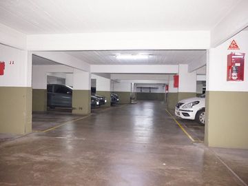 Cochera Venta Belgrano Doble 2 Autos Chicos