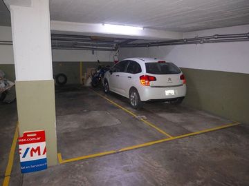 Cochera Venta Belgrano Doble 2 Autos Chicos