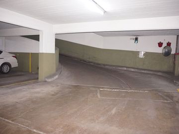 Cochera Venta Belgrano Doble 2 Autos Chicos