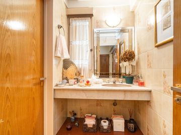 VENTA 200m2 cubiertos 3 cochera Belgrano R PERMUTA