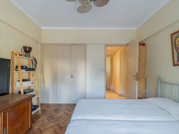 VENTA DEPARTAMENTO 5 AMBIENTES CON COCHERA RIVER