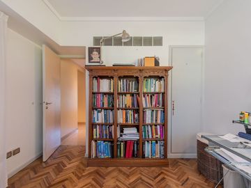 VENTA DEPARTAMENTO 5 AMBIENTES CON COCHERA RIVER