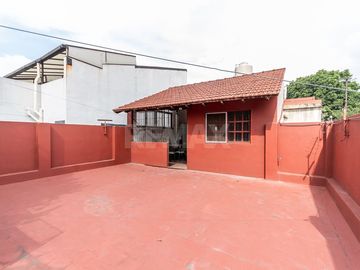 VENTA PH MATADEROS 6 AMBIENTES COCHERA PERMUTA