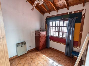 VENTA PH MATADEROS 6 AMBIENTES COCHERA PERMUTA