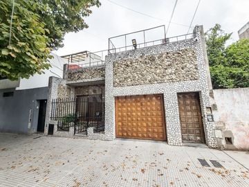 VENTA PH MATADEROS 6 AMBIENTES COCHERA PERMUTA