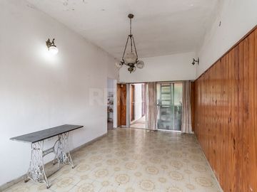 VENTA PH MATADEROS 6 AMBIENTES COCHERA PERMUTA