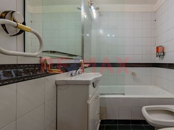 VENTA DEPTO. 4 AMBIENTES EN PALERMO, APTO CREDITO.