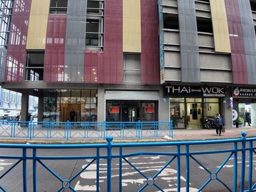 ARRIENDA LOCALES COMERCIALES EN EL CENTRO DE TEMUCO, VARAS