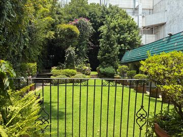 Casa en Venta en Lomas Hipódromo