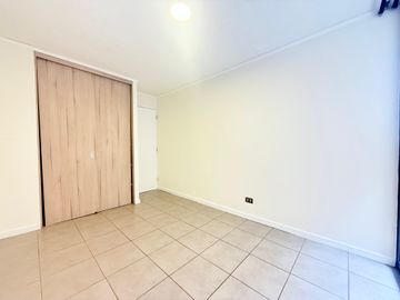 DEPARTAMENTO 2 DORMITORIOS CON BALCÓN EN VERGARA, SANTIAGO
