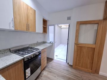 CONSULTORIO VENTA BELGRANO 3 AMBIENTES CON PATIO