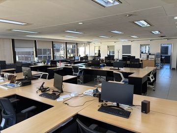 OFICINA VENTA SAN NICOLAS COCHERAS FINANCIACION