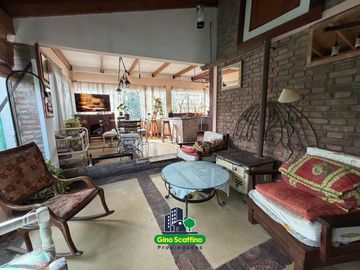 Casa en venta c/ cochera en Tortuguitas