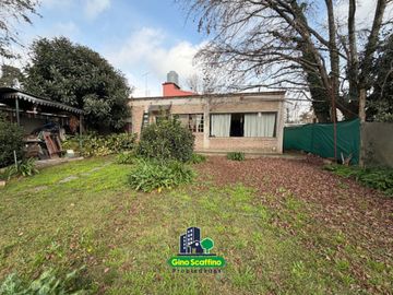 Casa en venta c/ cochera en Tortuguitas