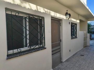 Departamento Tipo Casa en alquiler en Don Bosco Este