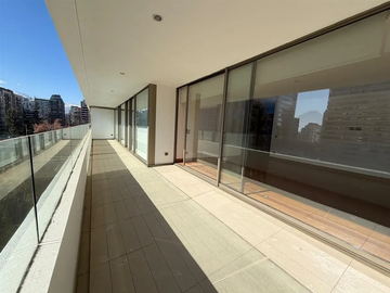 MODERNO DEPARTAMENTO EN ARRIENDO DE 3 DOR 3BA 2ES 1BO