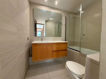 MODERNO DEPARTAMENTO EN ARRIENDO DE 3 DOR 3BA 2ES 1BO