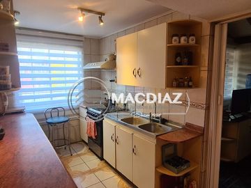 VENTA CASA 8 HABITACIONES  3 BAÑOS MAIPÚ