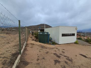 PARCELA CON CASA NUEVA A 20 MIN DE LA SERENA