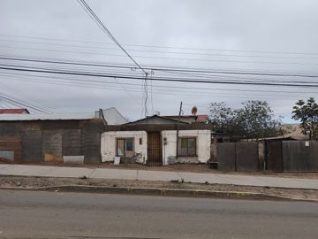 VENDO TERRENO CON CASA AVENIDA VIÑA DEL MAR LA SERENA
