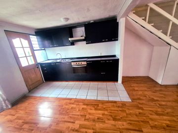 DPTO DUPLEX CON 2 PISOS EN EXCELENTE UBICACIÓN