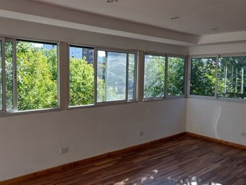 VENTA CASA 6 AMB. BELGRANO CHICO.