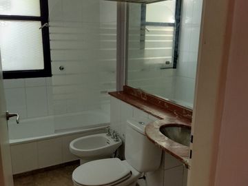 VENTA CASA 6 AMB. BELGRANO CHICO.