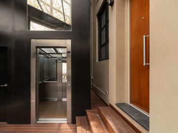 VENTA CASA 6 AMB. BELGRANO CHICO.