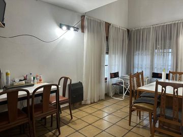 CASA 5 AMBIENTES VENTA LA LUCILA