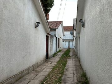 CASA 5 AMBIENTES VENTA LA LUCILA