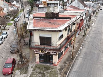 4 Locales y Casa en Haedo Inversion