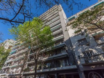 Venta depto 4 amb balcon cochera Palermo Botanico