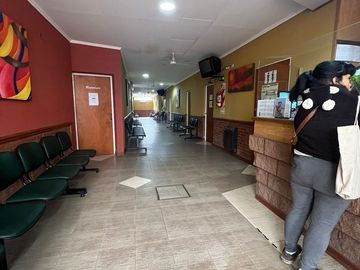 VENTA CONSULTORIO MEDICO C/ BAÑO PRIVADO