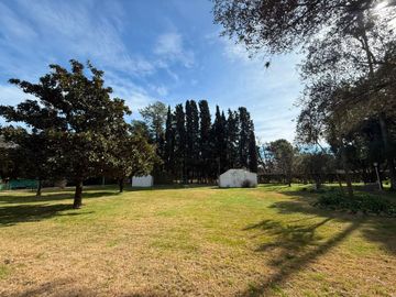 CASA QUINTA EN VENTA 8 AMBIENTES EN EZEIZA