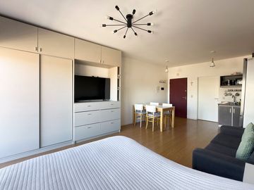 VENTA MONOAMBIENTE CON BALCÓN EN PALERMO HOLLYWOOD