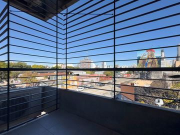 VENTA MONOAMBIENTE CON BALCÓN EN PALERMO HOLLYWOOD
