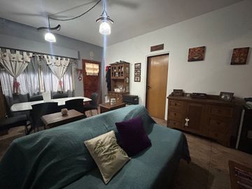 VENTA CASA 6 AMBIENTES ITUZAINGO COCHERA PATIO