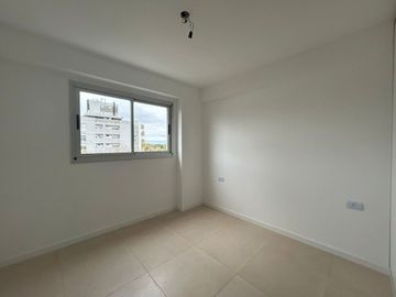 VENTA DEPTO 3 AMB. C/BALCÓN Y COCHERA - ITUZAINGÓ