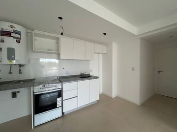 VENTA DEPTO 3 AMB. C/BALCÓN Y COCHERA - ITUZAINGÓ