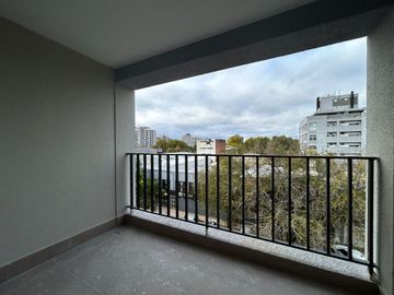 VENTA DEPTO 3 AMB. C/BALCÓN Y COCHERA - ITUZAINGÓ