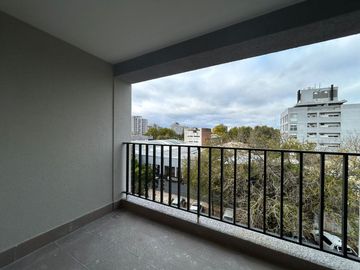 VENTA DEPTO 3 AMB. C/BALCÓN Y COCHERA - ITUZAINGÓ