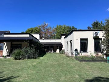 Venta Casa Club de Campo Los Puentes Lujan Ap Cred