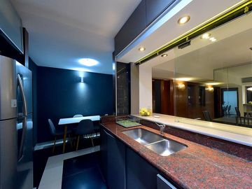 VENTA CASA 5 AMB BELGRANO R COCH/ASCENSOR PERMUTA