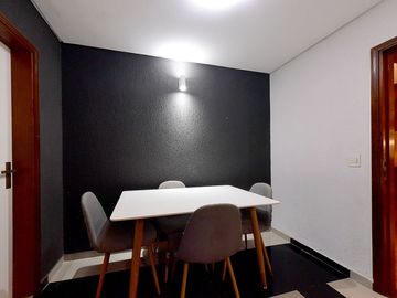 VENTA CASA 5 AMB BELGRANO R COCH/ASCENSOR PERMUTA