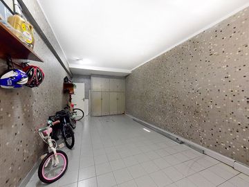 VENTA CASA 5 AMB BELGRANO R COCH/ASCENSOR PERMUTA