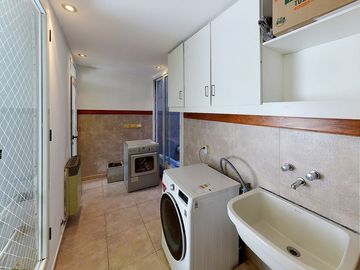 VENTA CASA 5 AMB BELGRANO R COCH/ASCENSOR PERMUTA