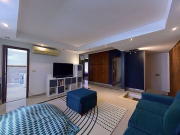 VENTA CASA 5 AMB BELGRANO R COCH/ASCENSOR PERMUTA